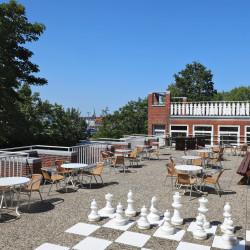 Kiel Terrasse Schach DG