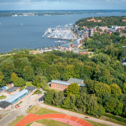 Flensburg Ostsee Jugendherberge Aussengelaende LBC 9 v3