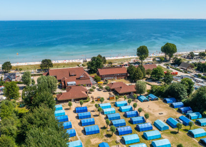 Scharbeutz Ostsee Strand Jugendherberge Aussengelaende Zeltplatz Luftaufnahme LBC 17