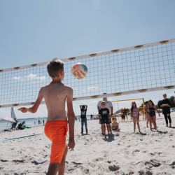 Scharbeutz Sport Ostsee Strand Handball BS 50