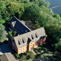 Lauenburg Sportplatz Elbe Jugendherberge Aussengelaende Luftaufnahme DPH 4