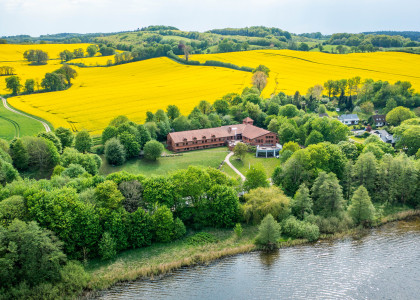 Westensee Jugendherberge Aussengelaende LBC 15