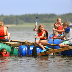 Borgwedel Teamtraining Flossbau DG 13